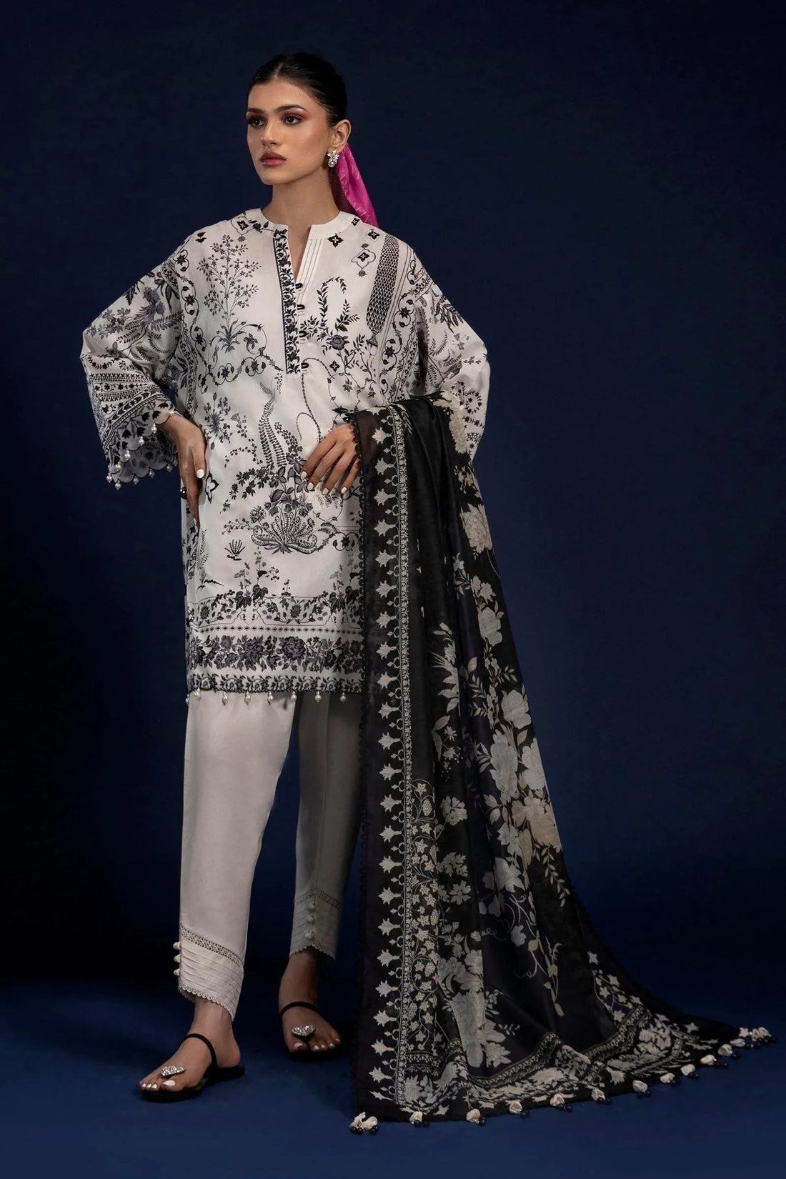 Sana Safinaz | Mahay Spring 25 | A-16 - Rang-e-Khaas