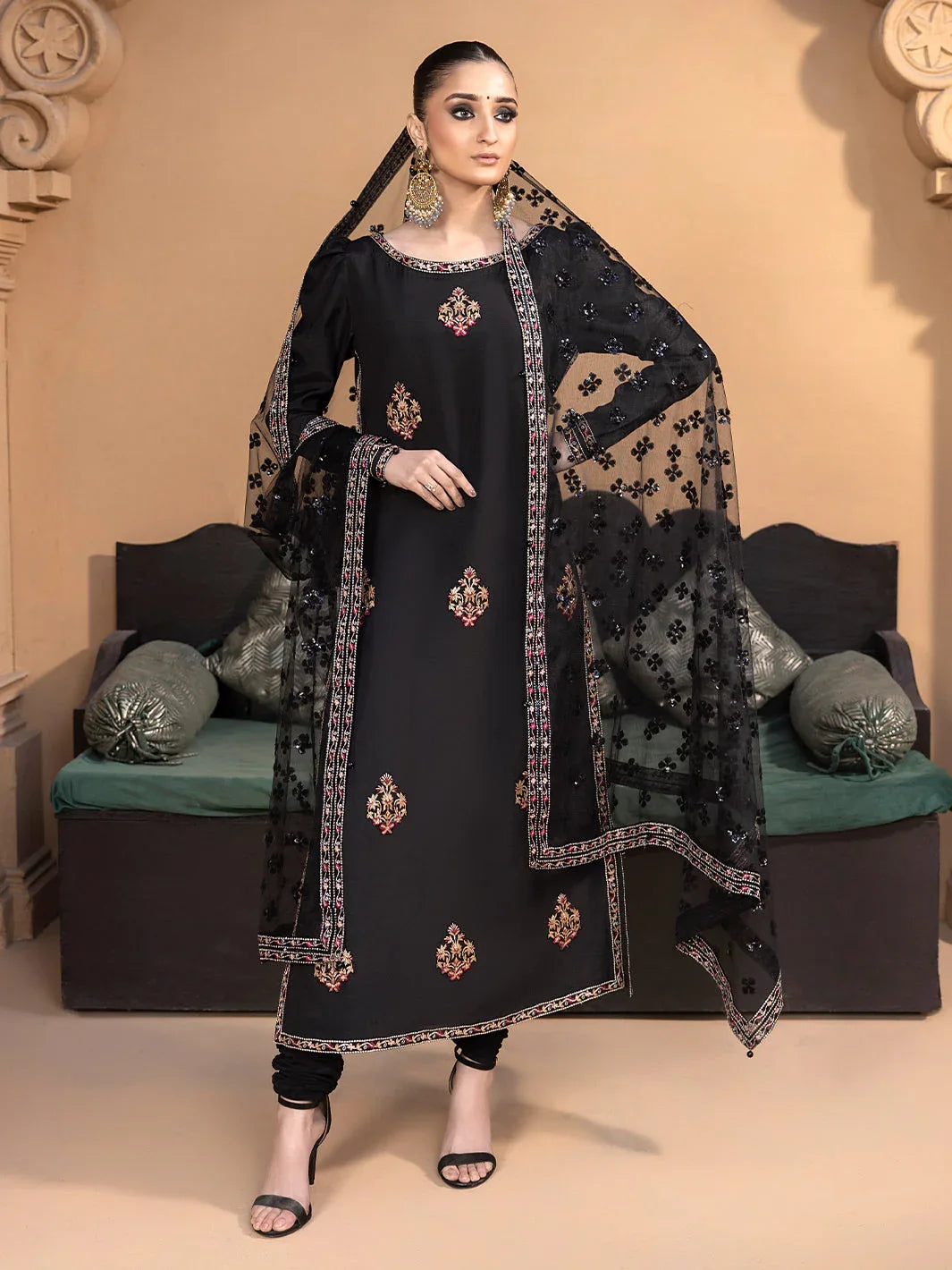 Hem Stitch | Raw Silk Edit 25 | Haya - Rang-e-Khaas