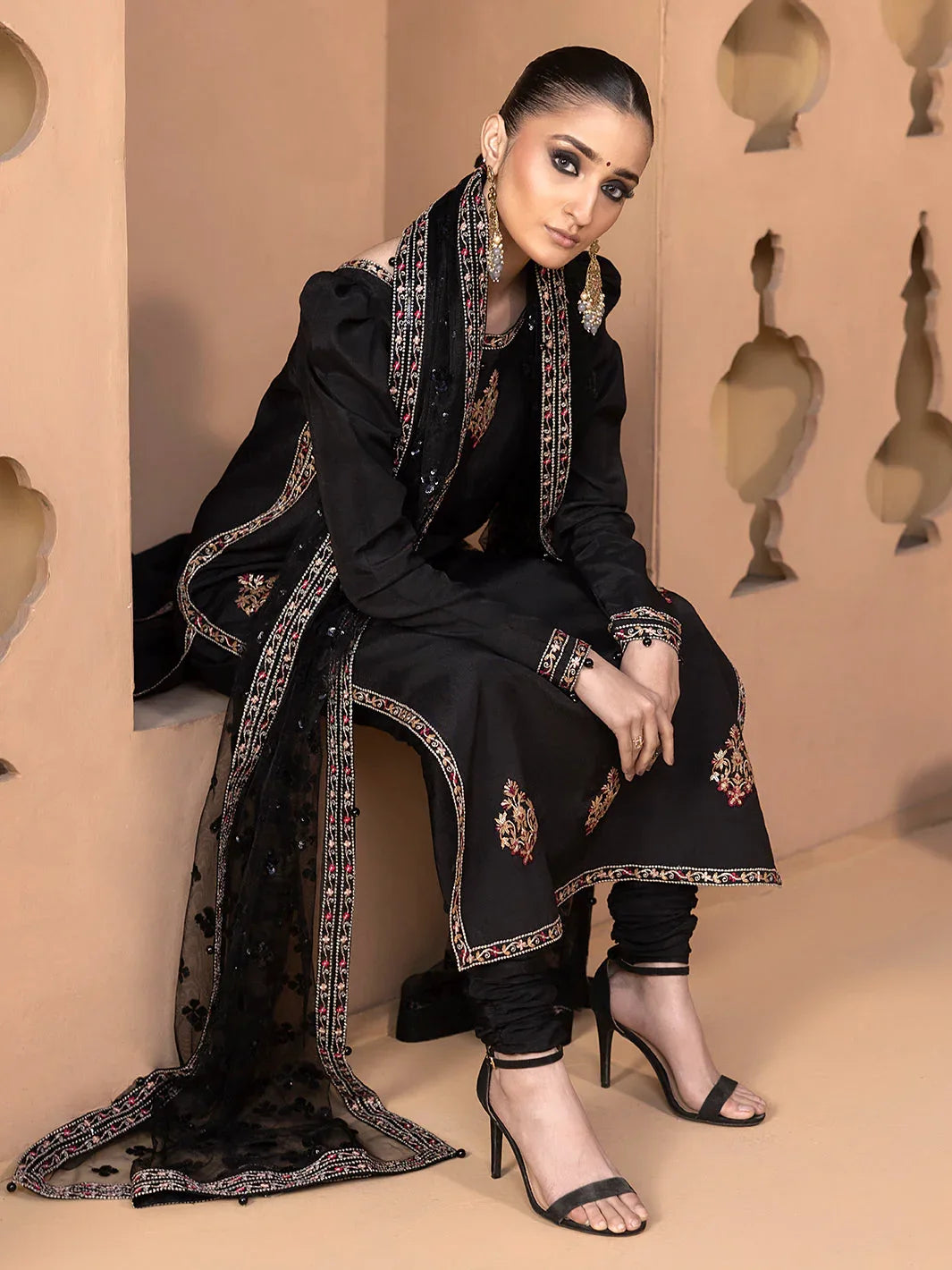 Hem Stitch | Raw Silk Edit 25 | Haya - Rang-e-Khaas