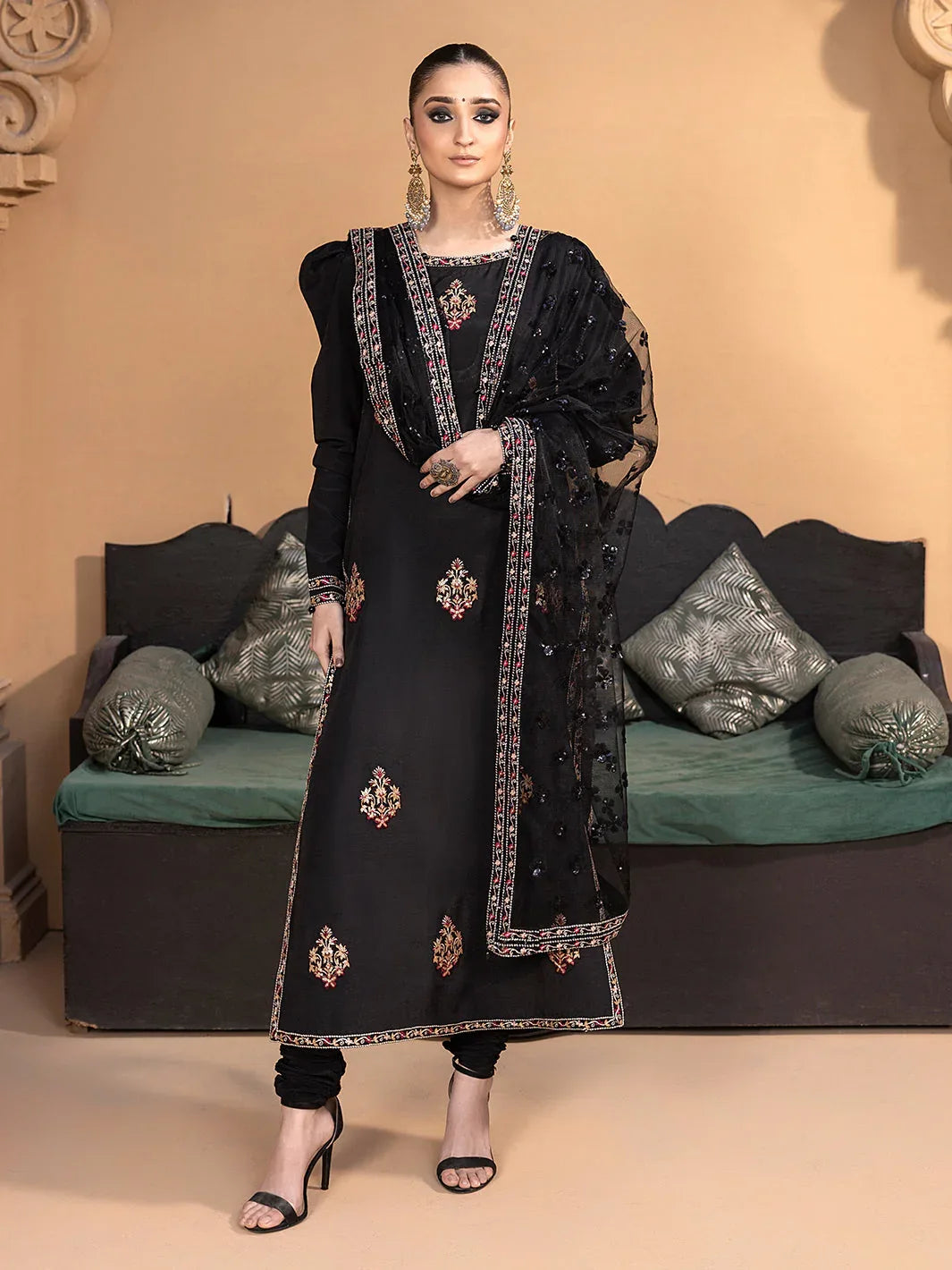 Hem Stitch | Raw Silk Edit 25 | Haya - Rang-e-Khaas