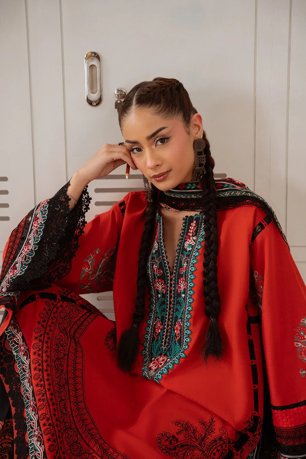 Saira Rizwan | Laanem Summer Lawn 25 | NAZLI-B-SRL25-06 - Rang-e-Khaas