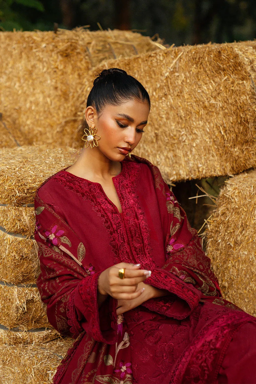 Saira Rizwan | Winter 2024 | ESPER-SRW24-05 - Rang-e-Khaas