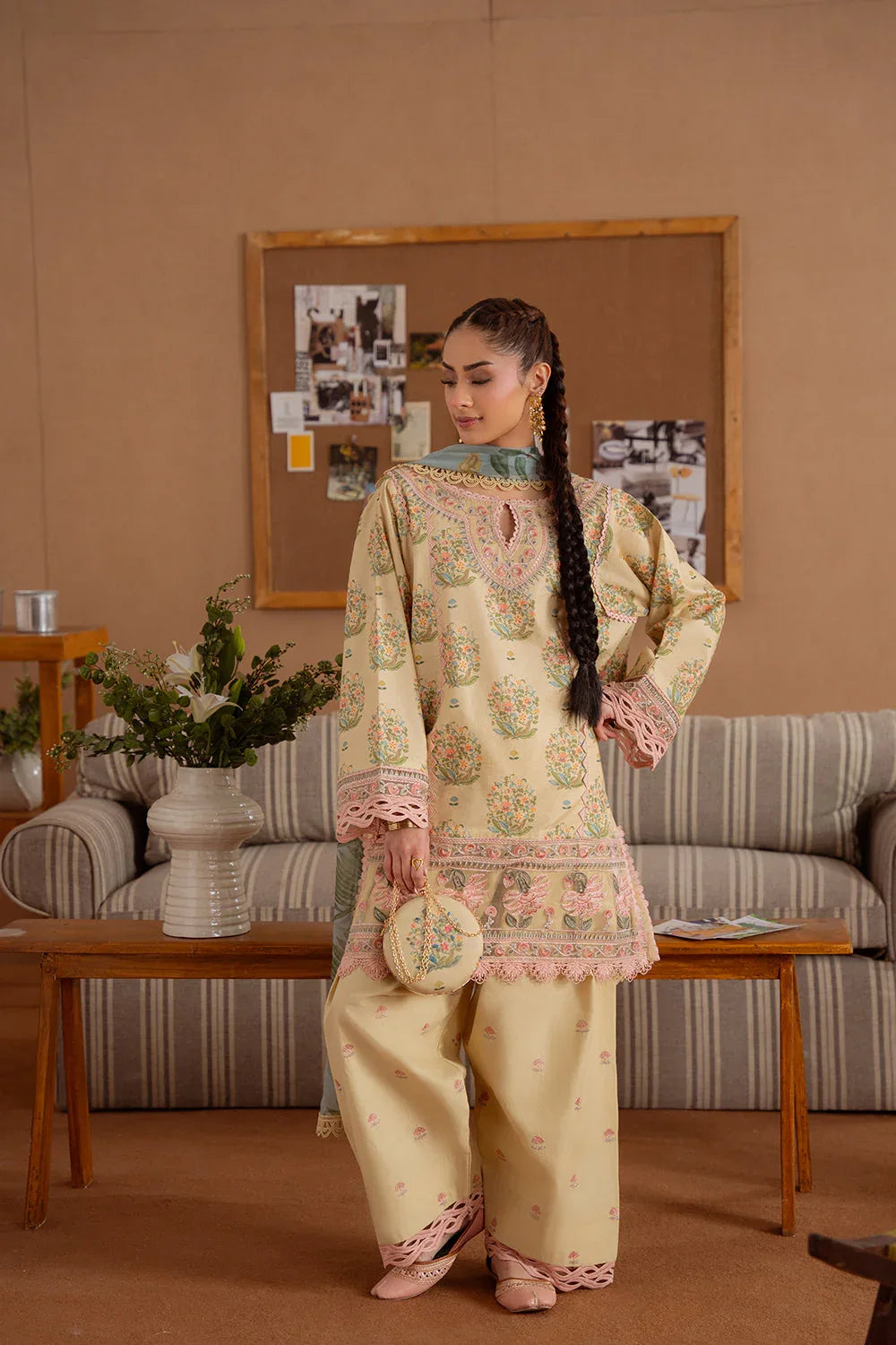 Saira Rizwan | Laanem Summer Lawn 25 | NERIDA-A-SRL25-02 - Rang-e-Khaas