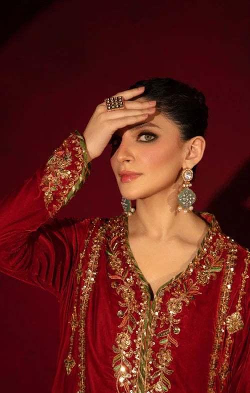 Maya | Raazi Velvet 24 | IMROZ - Rang-e-Khaas