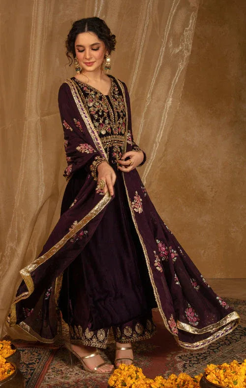 Maya | Raazi Velvet 24 | IBAARAT - Rang-e-Khaas