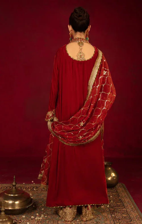 Maya | Raazi Velvet 24 | IMROZ - Rang-e-Khaas