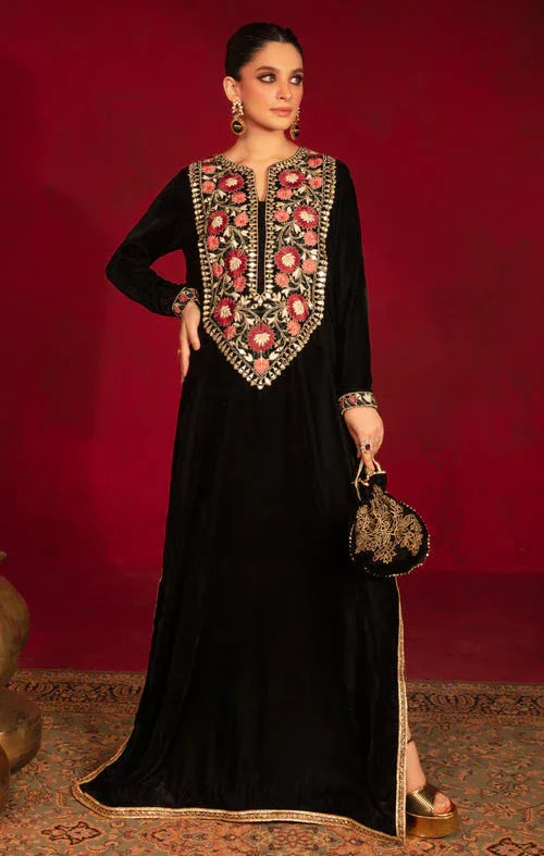 Maya | Raazi Velvet 24 | ZEEST - Rang-e-Khaas