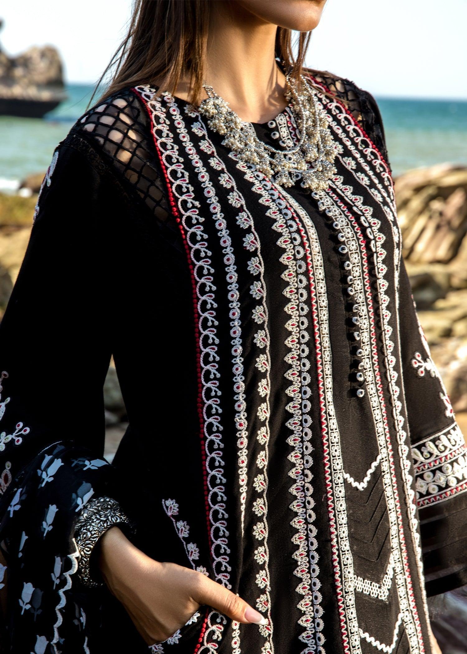CRIMSON Embroidered Lawn Marori Dreams - D4 B