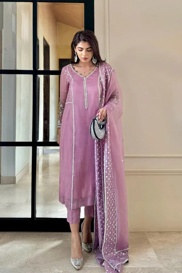 Muntaha by Shanzay Fahad | Zara | Maina