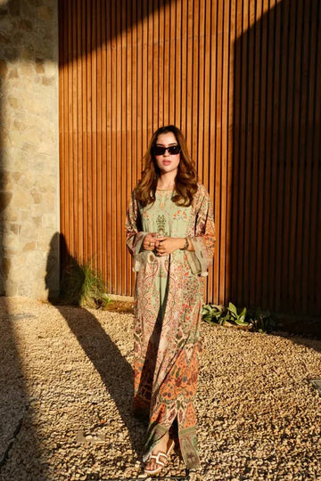 Muntaha by Shanzay Fahad | Luxury Kaftans | Zirwaha