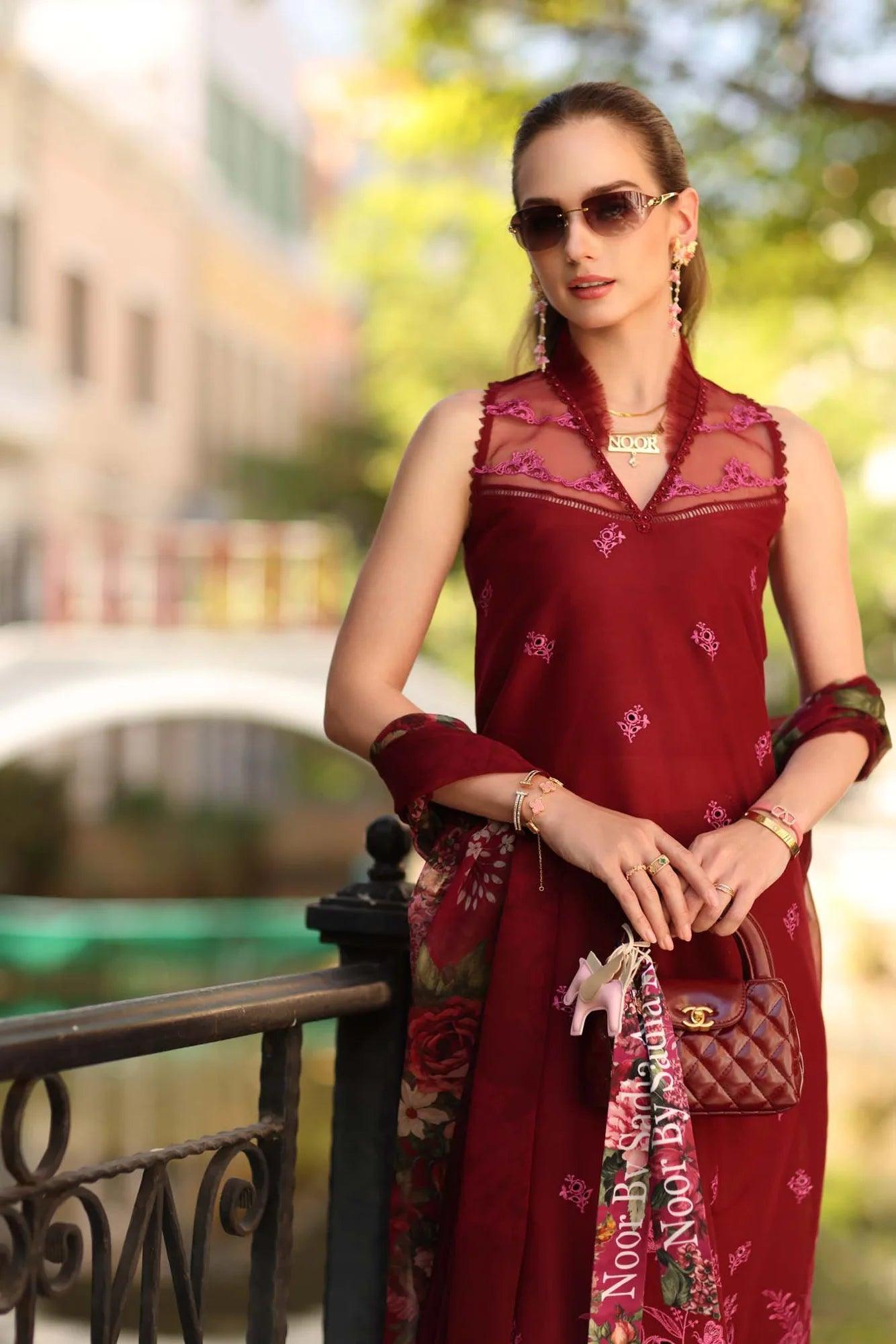 Farasha Scarlet Charm