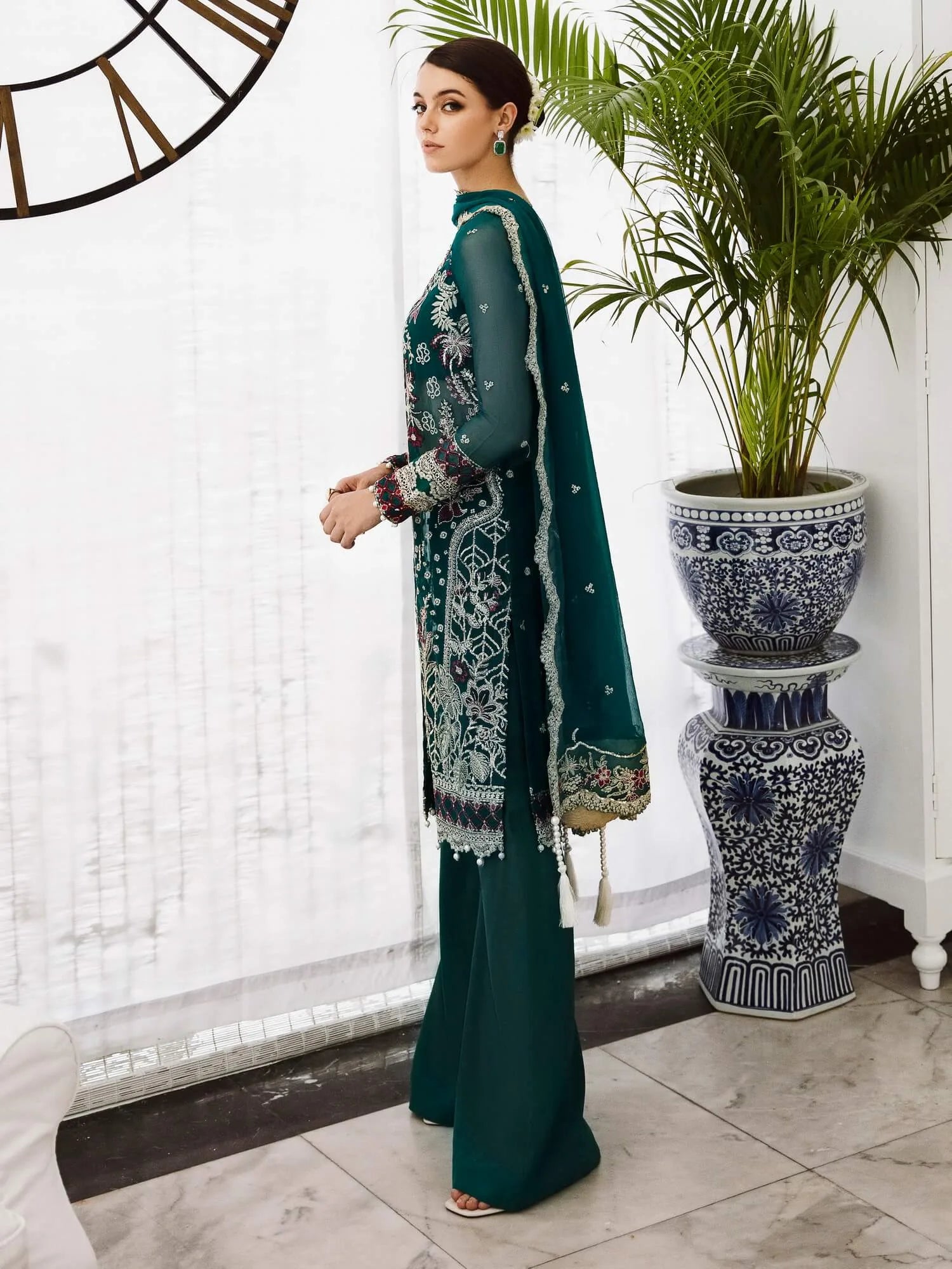 Saad Shaikh Ella Embroidered Luxury Chiffon 3Pc Suit DSG-06