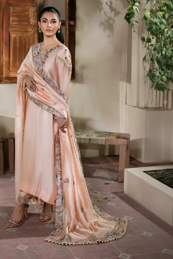 Muntaha by Shanzay Fahad | Roohi