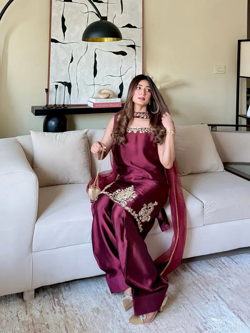 Muntaha by Shanzay Fahad | Iffat Silk Edit | Manal - Silk
