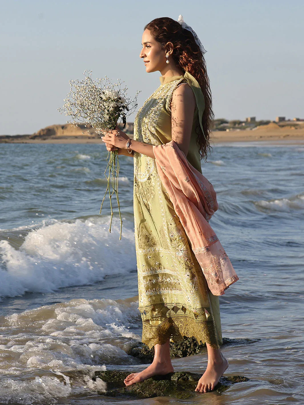 Izel | Saahil Signature Lawn 24 | MUZLIN - Rang-e-Khaas