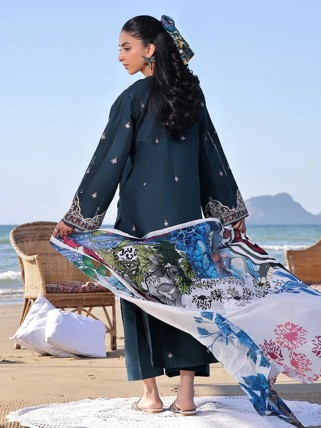 Izel | Saahil Signature Lawn 24 | SAPPHIRE - Rang-e-Khaas