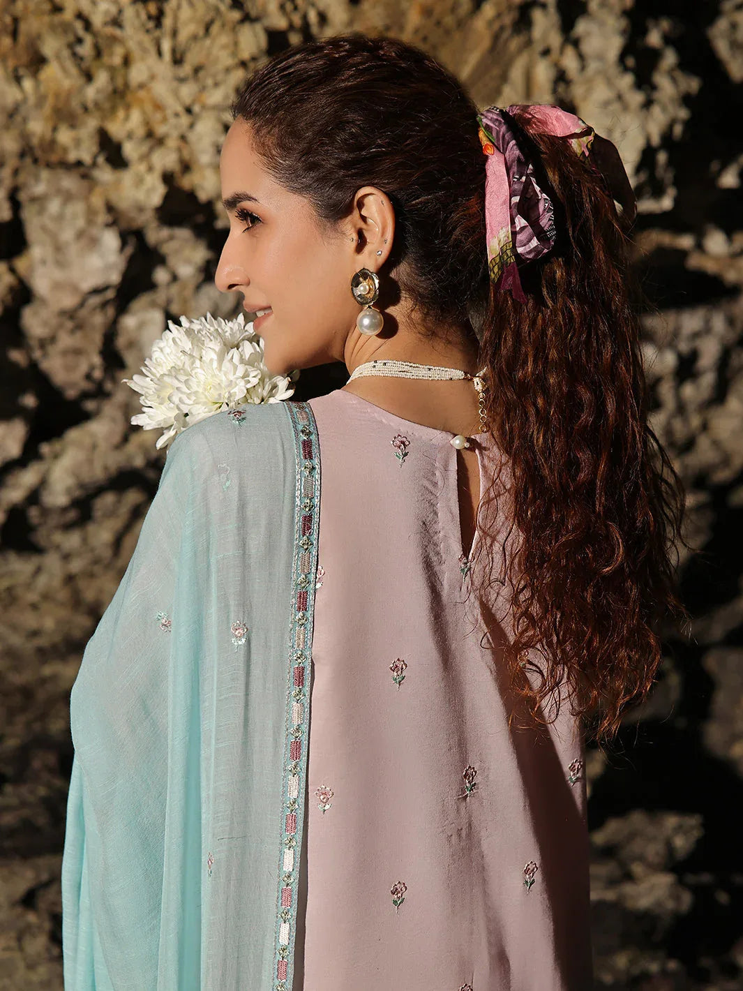 Izel | Saahil Signature Lawn 24 | SOFFIO - Rang-e-Khaas