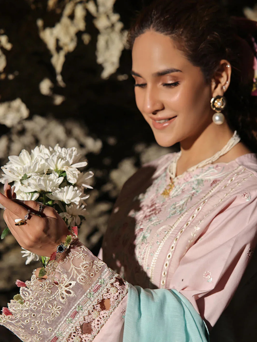 Izel | Saahil Signature Lawn 24 | SOFFIO - Rang-e-Khaas