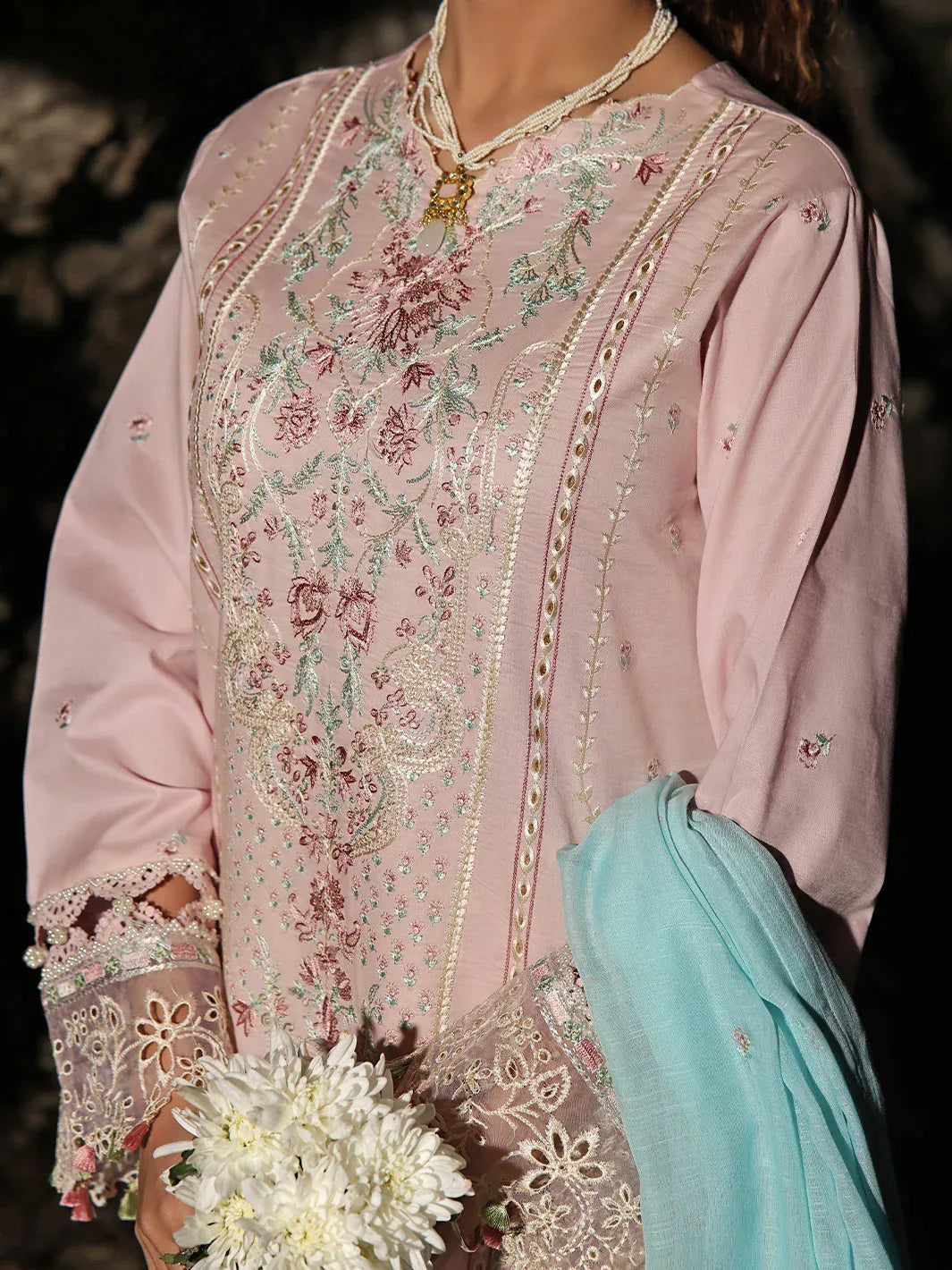 Izel | Saahil Signature Lawn 24 | SOFFIO - Rang-e-Khaas