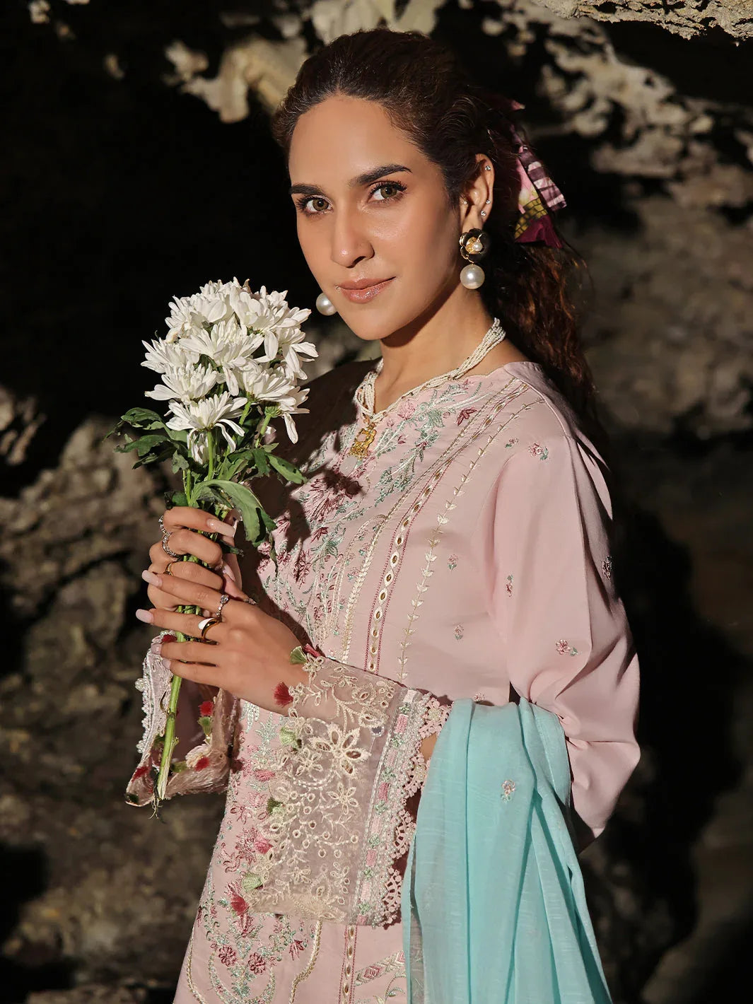 Izel | Saahil Signature Lawn 24 | SOFFIO - Rang-e-Khaas