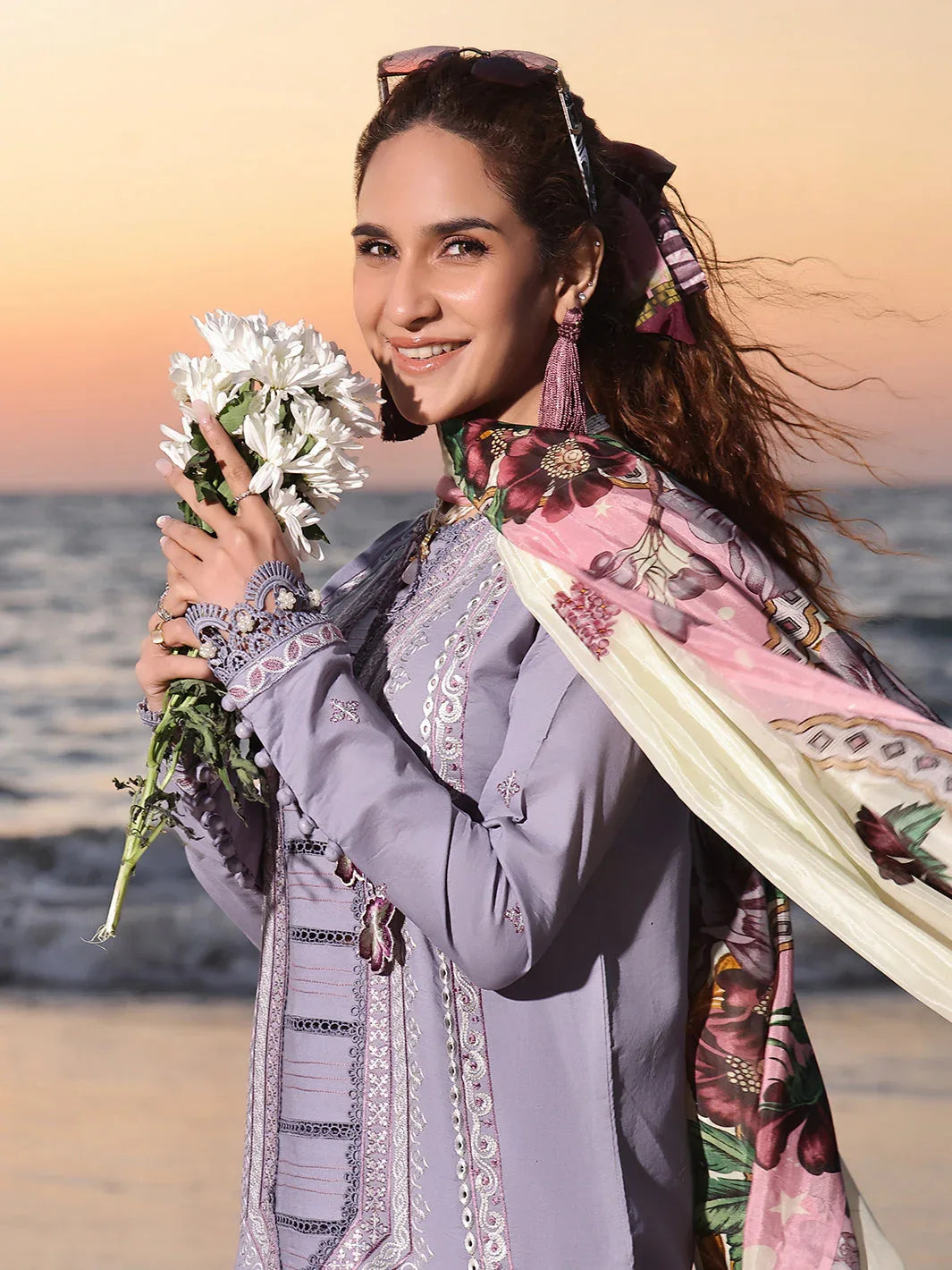 Izel | Saahil Signature Lawn 24 | VANYA - Rang-e-Khaas