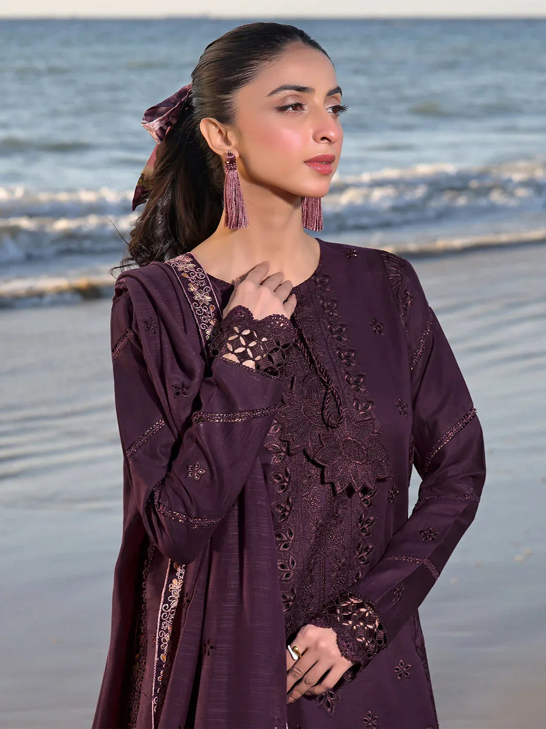 Izel | Saahil Signature Lawn 24 | CAIA - Rang-e-Khaas