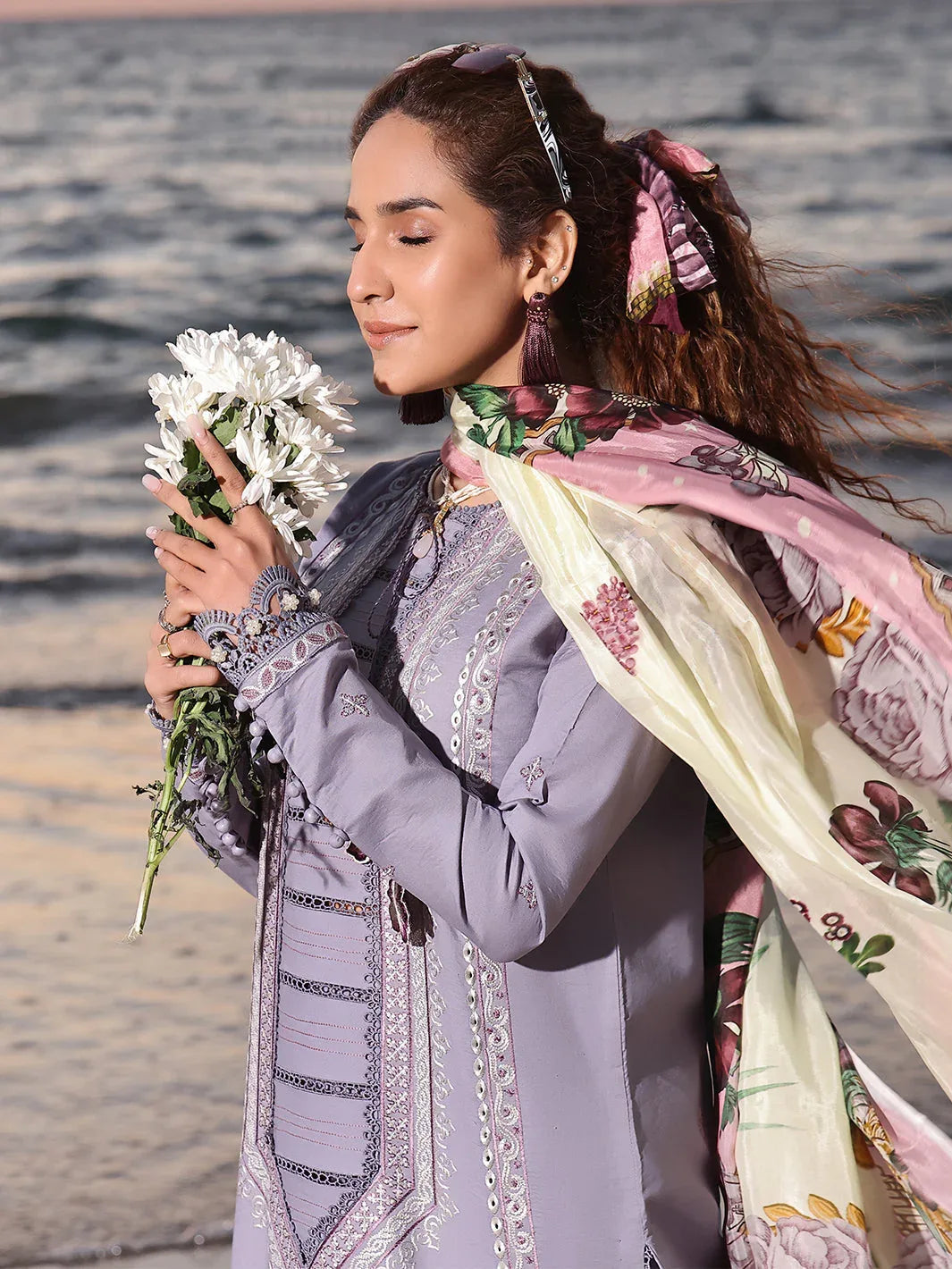 Izel | Saahil Signature Lawn 24 | VANYA - Rang-e-Khaas