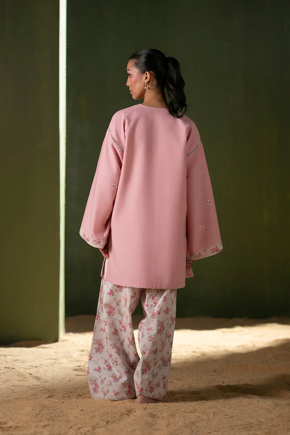 Saira Rizwan | Joolie Co ords | JOOLIE PINK - JBP25-08 - Rang-e-Khaas