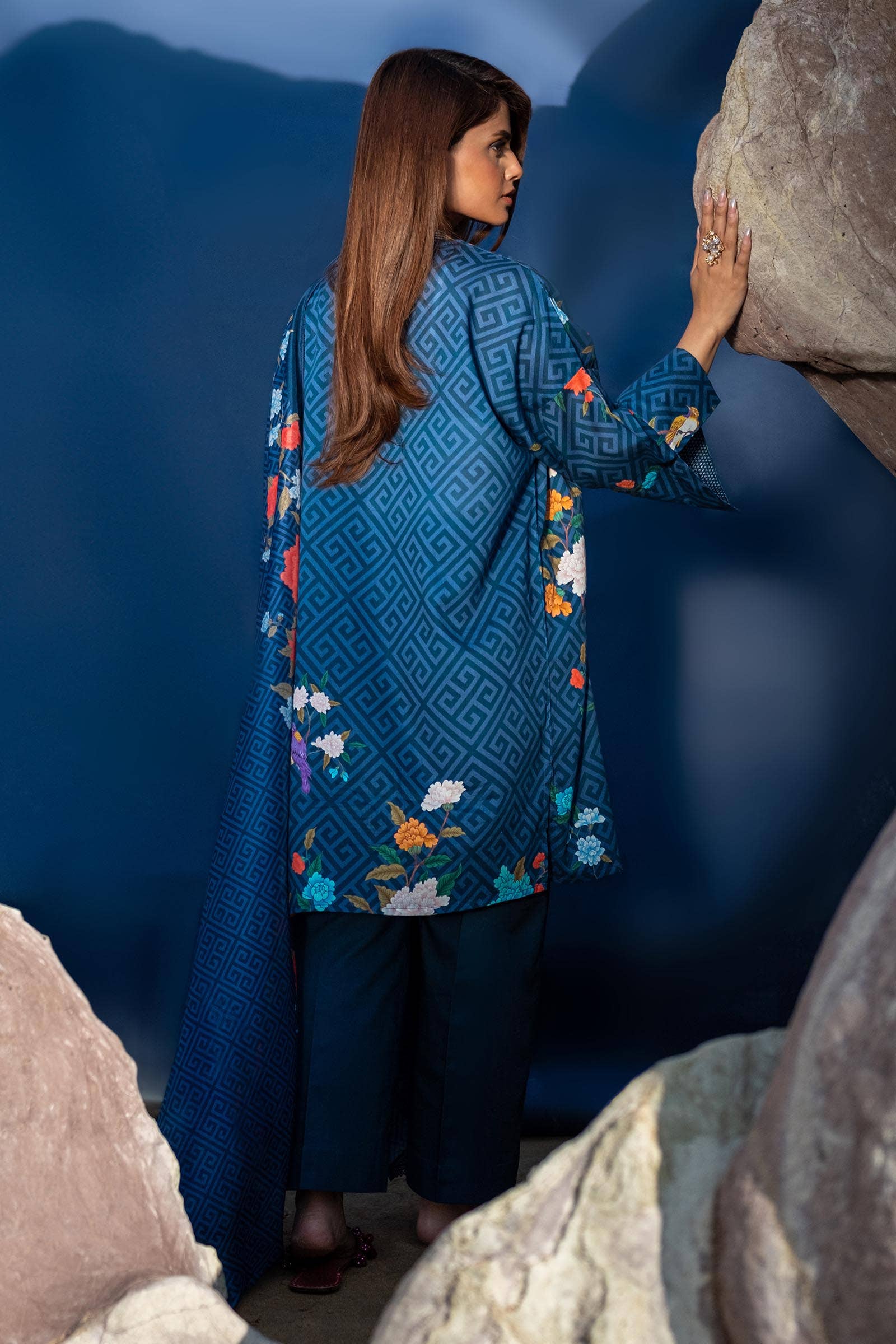 Sana Safinaz | Mahay Spring 24 | H241-013B-2BK - Rang-e-Khaas