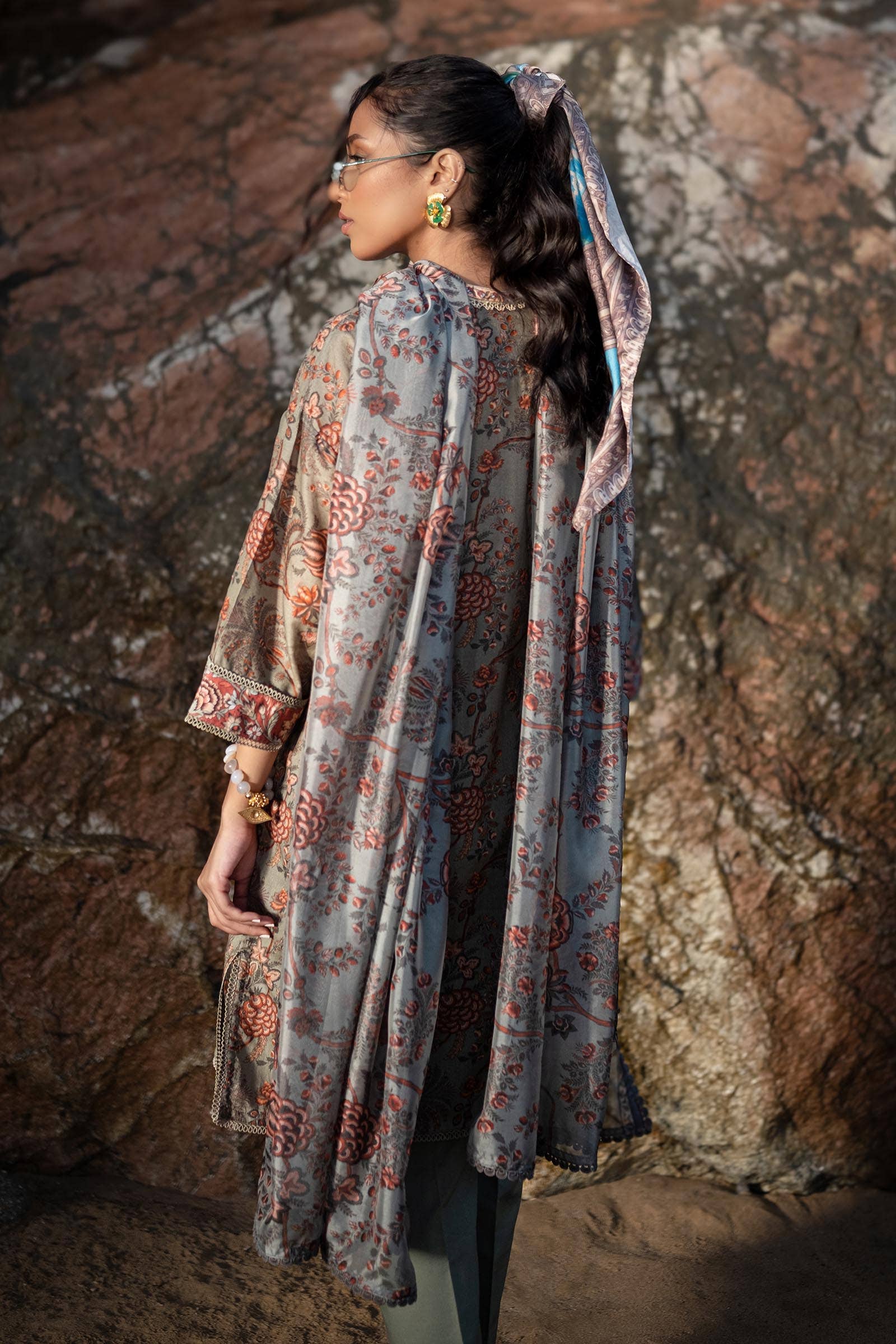 Sana Safinaz | Mahay Spring 24 | H241-016A-3CK - Rang-e-Khaas