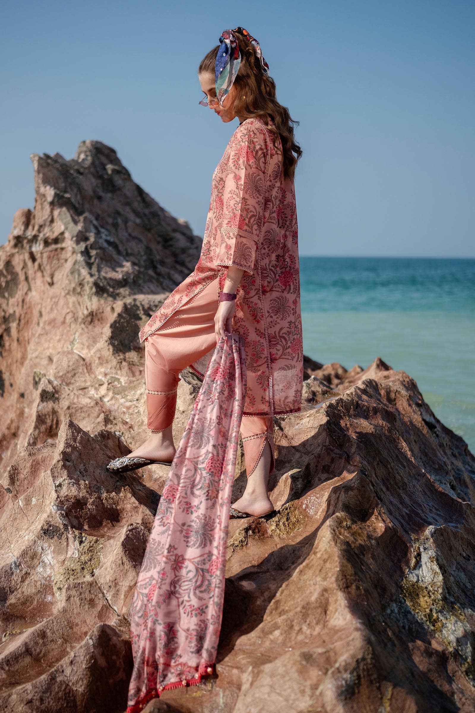 Sana Safinaz | Mahay Spring 24 | H241-016B-3CK - Rang-e-Khaas