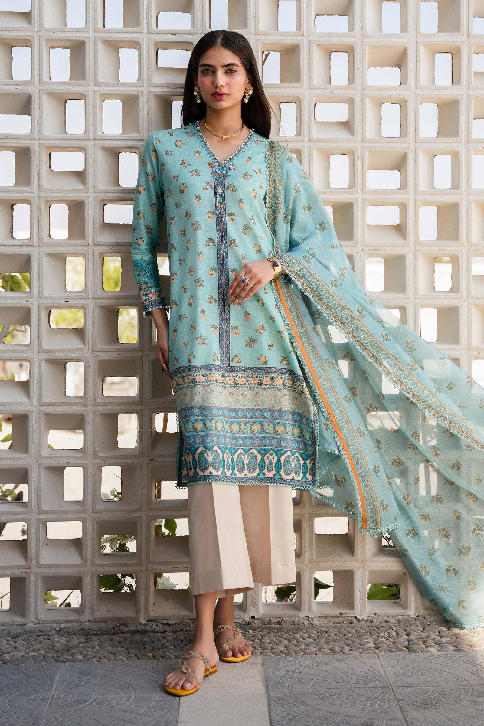 Sana Safinaz | Mahay Spring 24 | H241-017B-2BK - Rang-e-Khaas