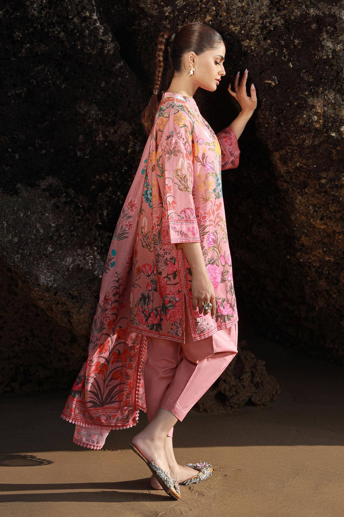 Sana Safinaz | Mahay Spring 24 | H241-019A-3CS - Rang-e-Khaas
