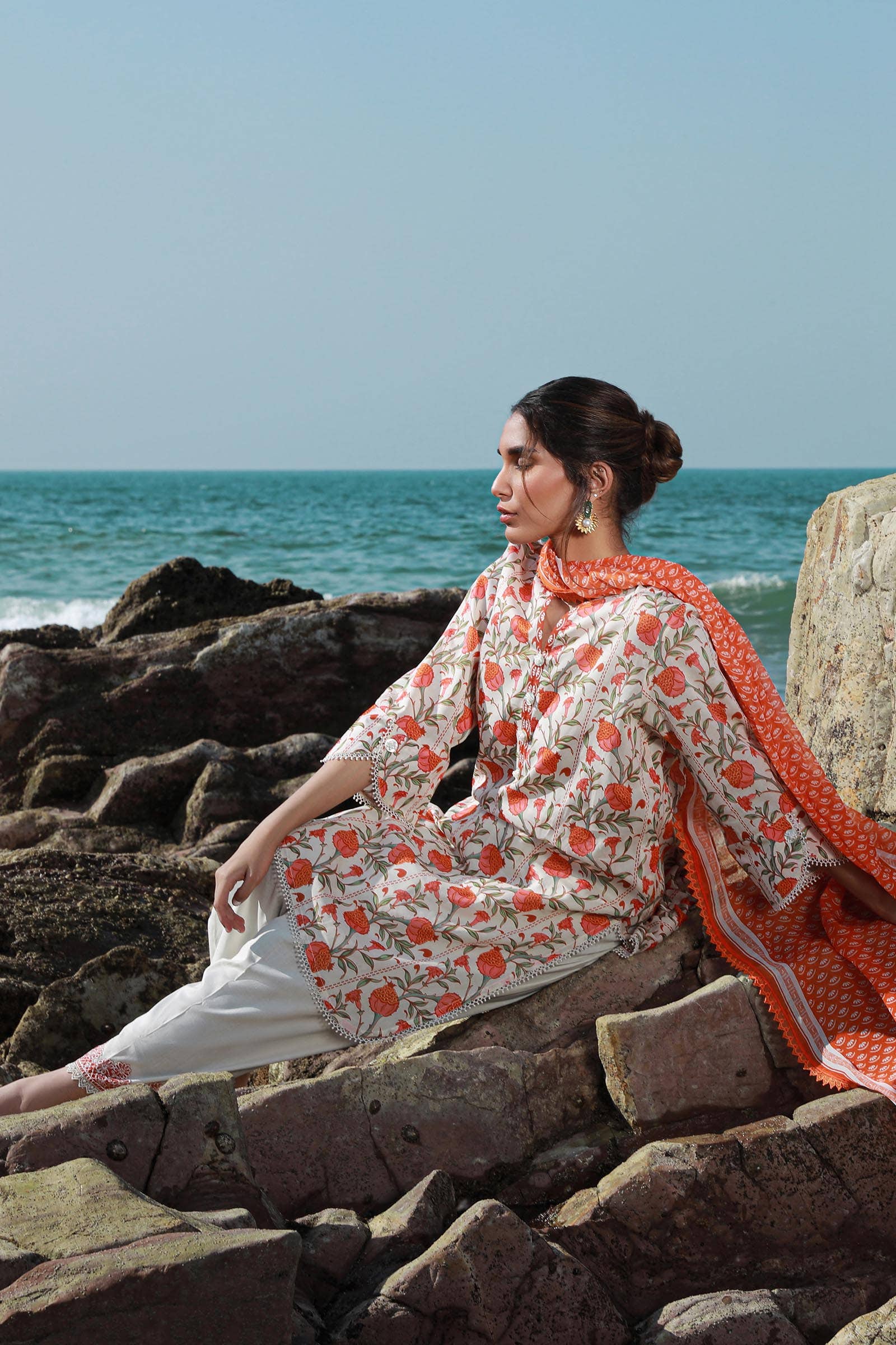 Sana Safinaz | Mahay Spring 24 | H241-002B-2BI - Rang-e-Khaas