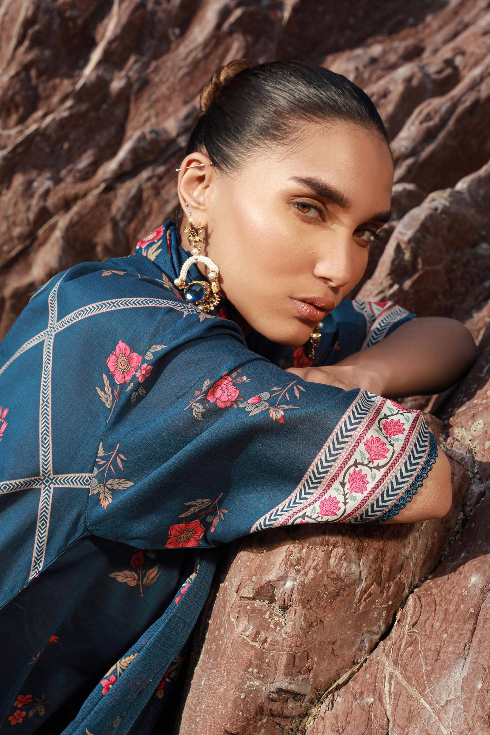 Sana Safinaz | Mahay Spring 24 | H241-020B-3CG - Rang-e-Khaas