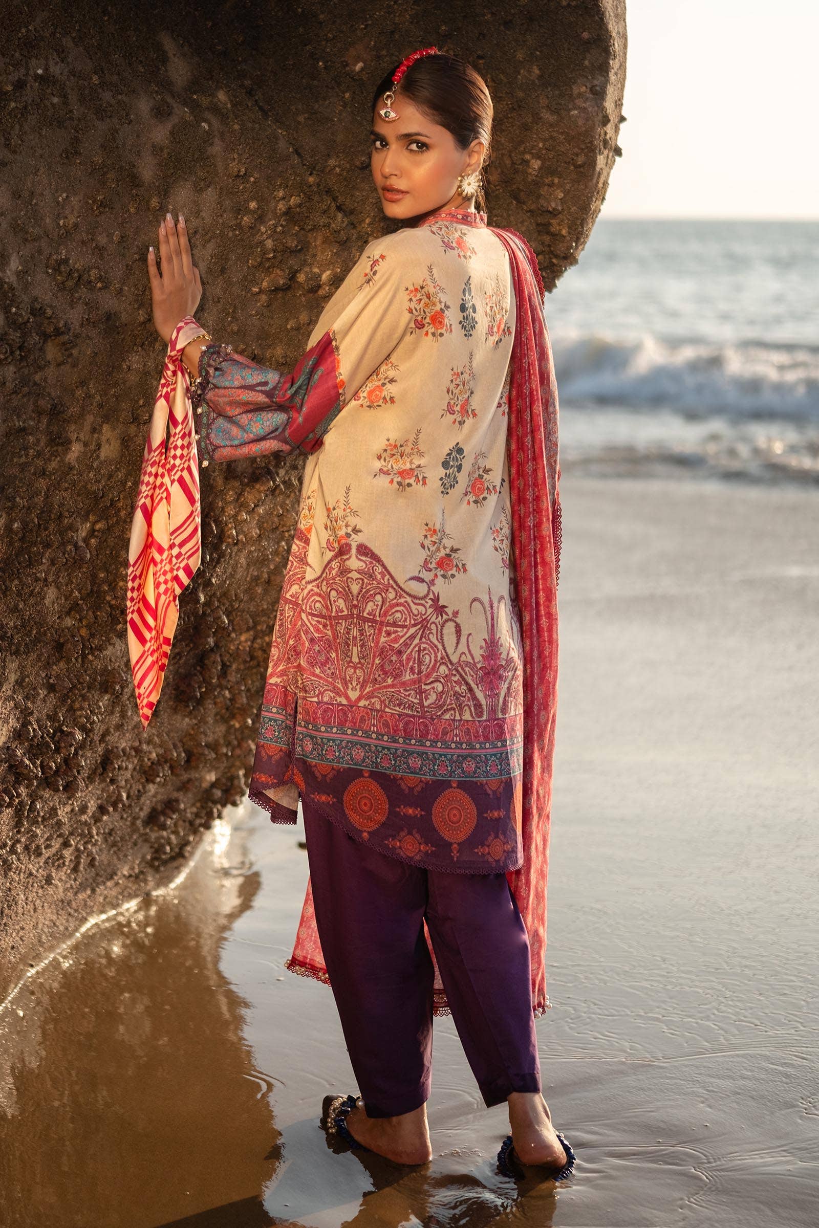 Sana Safinaz | Mahay Spring 24 | H241-021B-3DE - Rang-e-Khaas