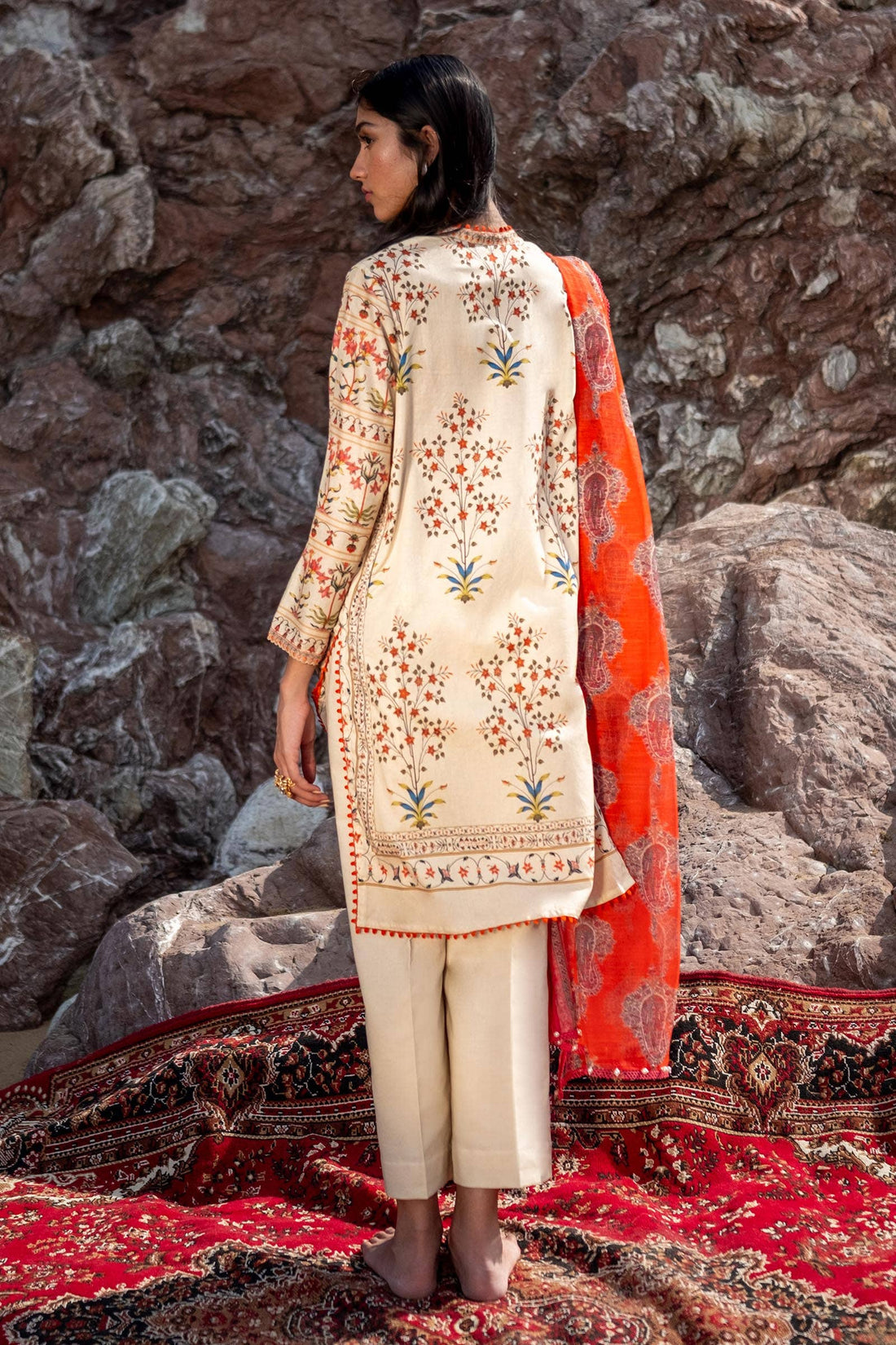 Sana Safinaz | Mahay Spring 24 | H241-023A-2DD - Rang-e-Khaas