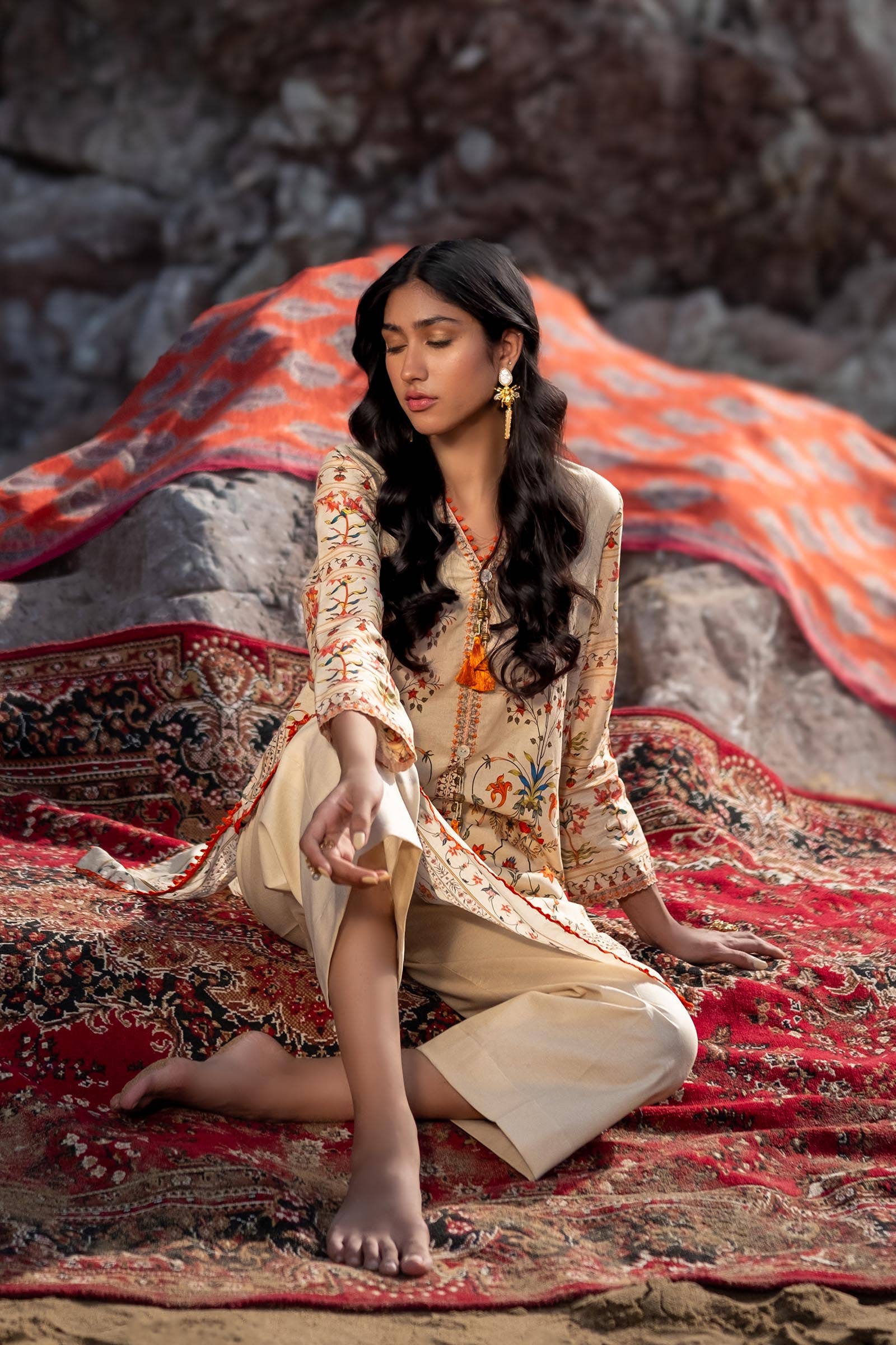 Sana Safinaz | Mahay Spring 24 | H241-023A-2DD - Rang-e-Khaas