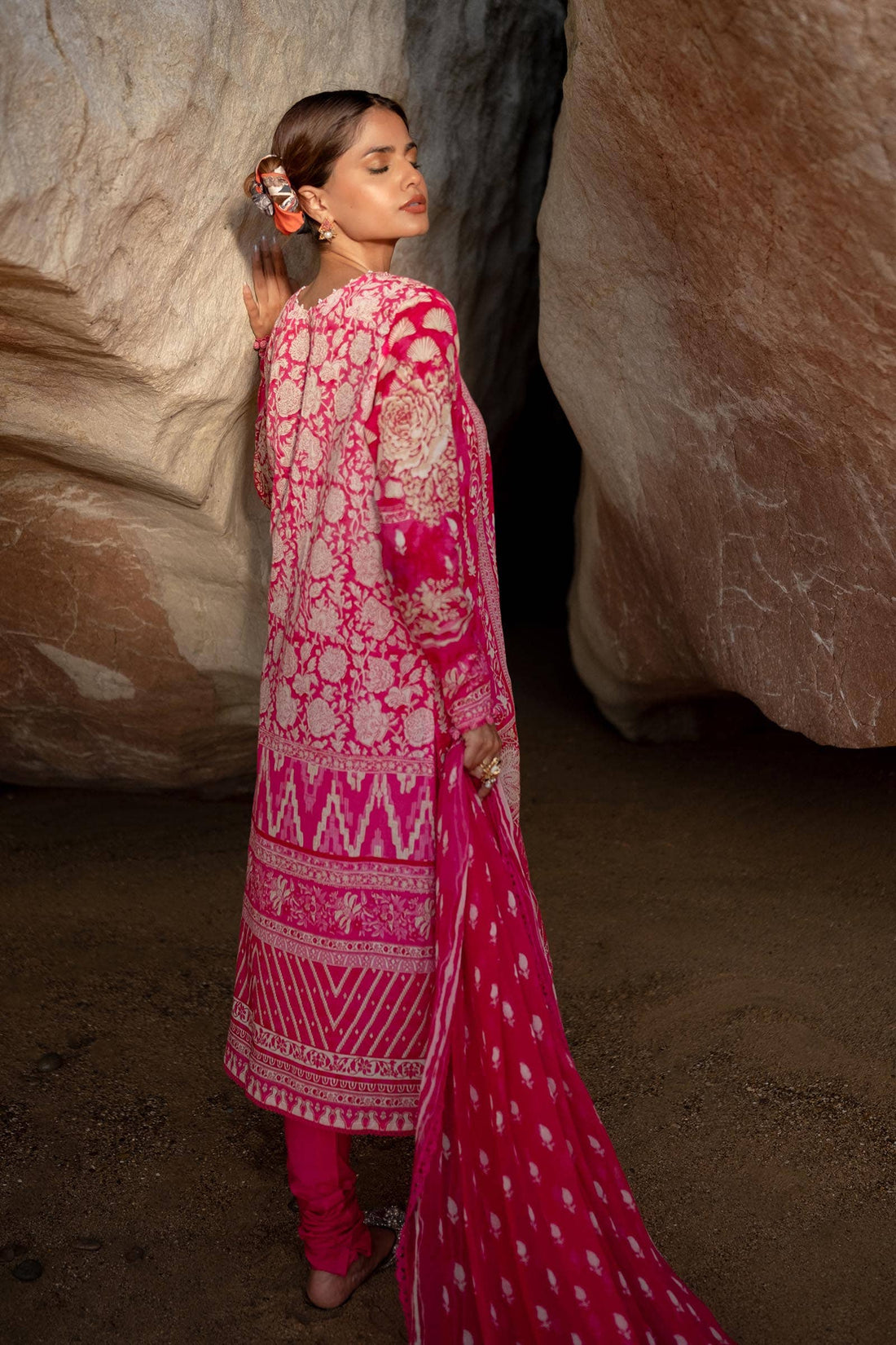 Sana Safinaz | Mahay Spring 24 | H241-005A-3CI - Rang-e-Khaas