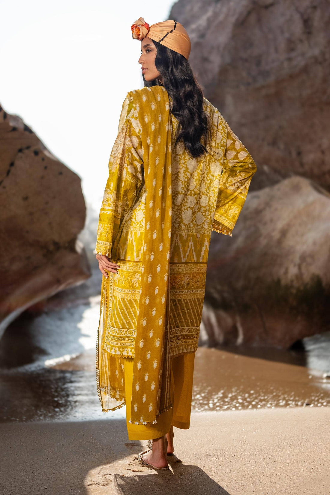 Sana Safinaz | Mahay Spring 24 | H241-005B-3CI - Rang-e-Khaas