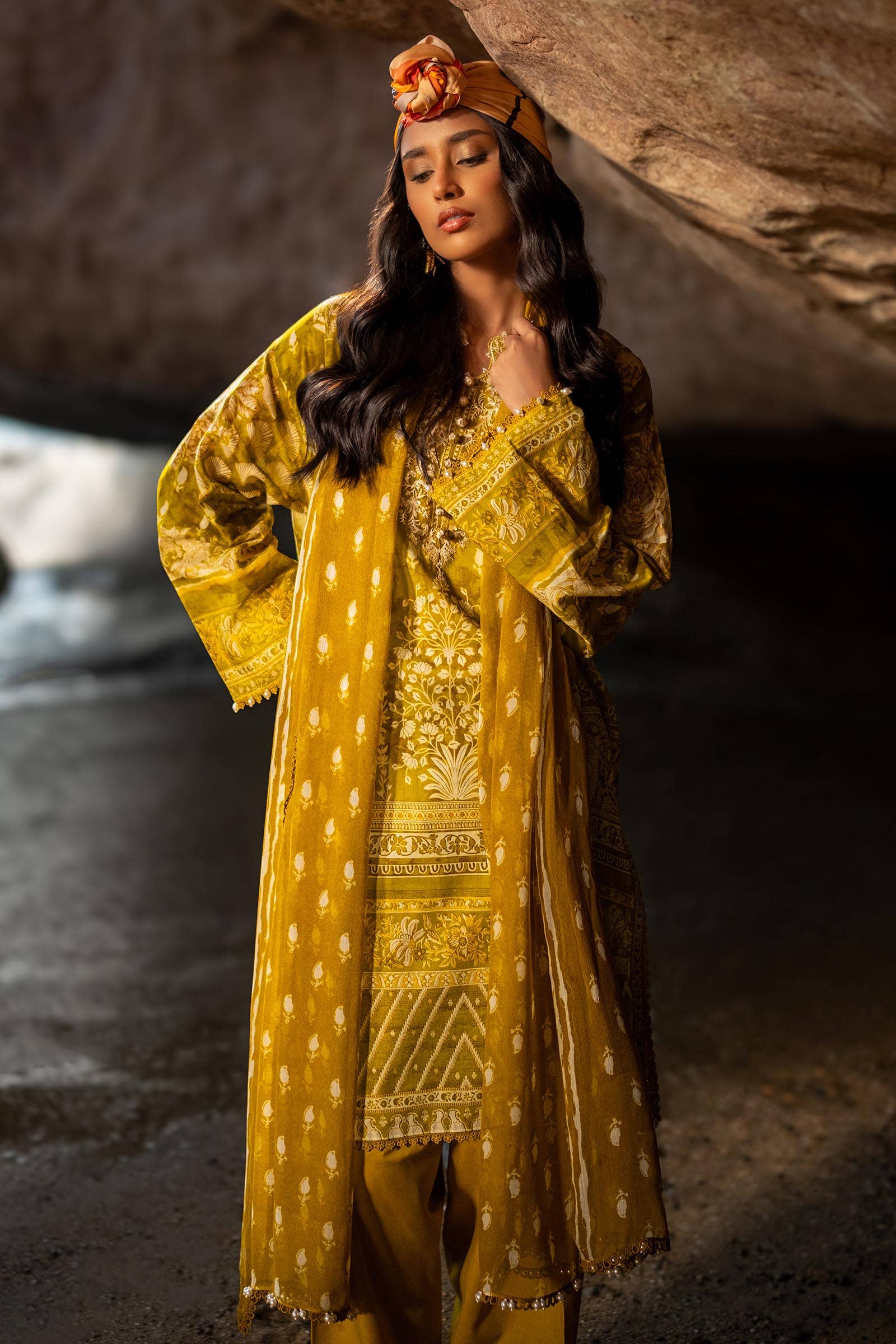 Sana Safinaz | Mahay Spring 24 | H241-005B-3CI - Rang-e-Khaas