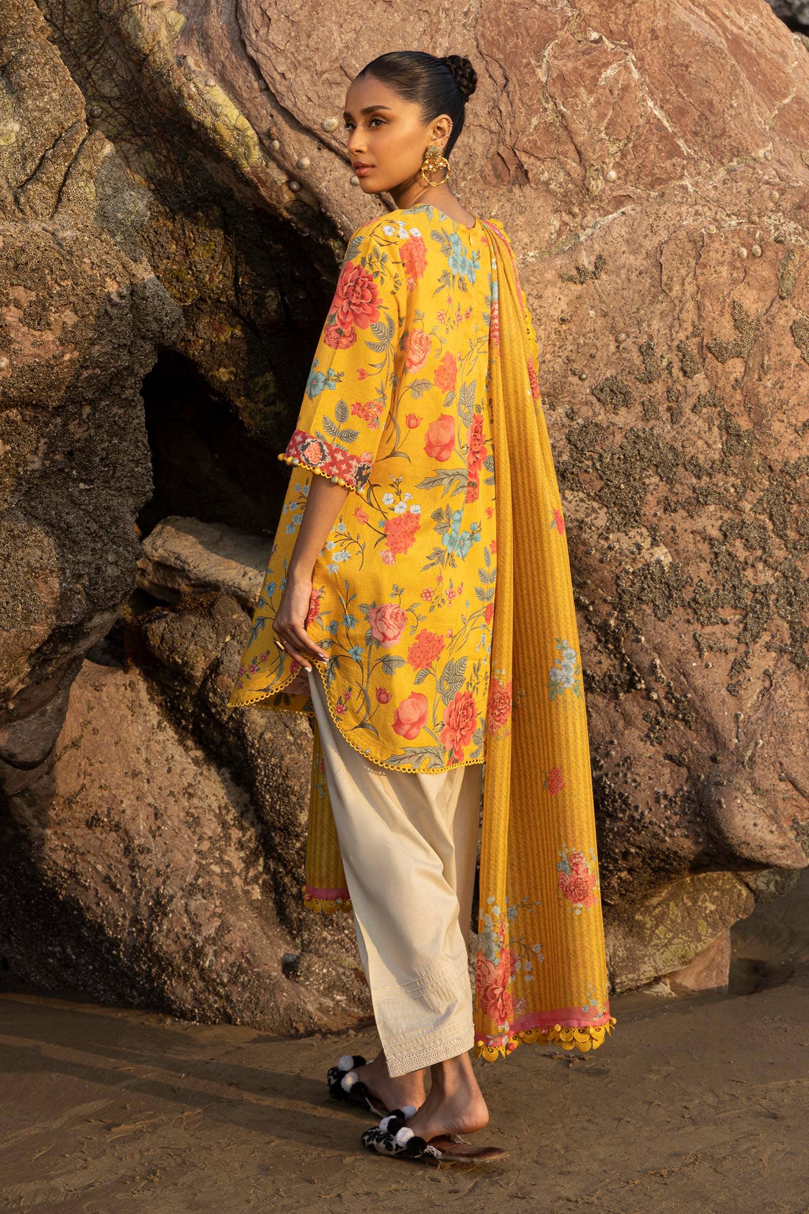 Sana Safinaz | Mahay Spring 24 | H241-007B-2S - Rang-e-Khaas