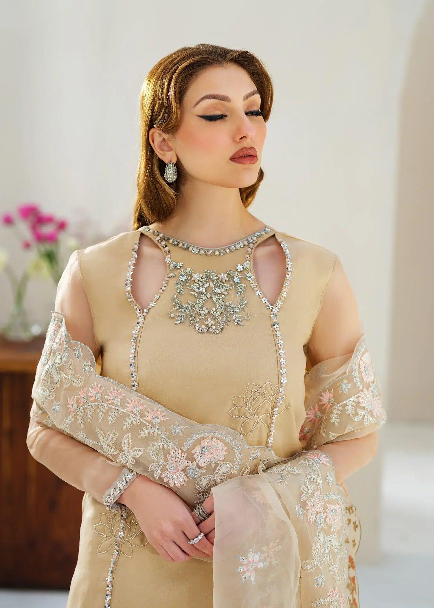 Mahum Asad | Forever and Ever Formals | Glow - Rang-e-Khaas