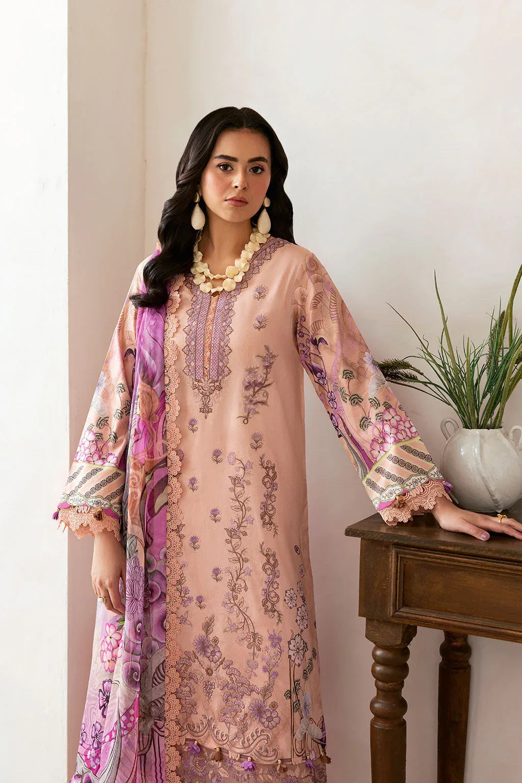 Ramsha | Mashaal Luxury Lawn | L-1411 - Rang-e-Khaas