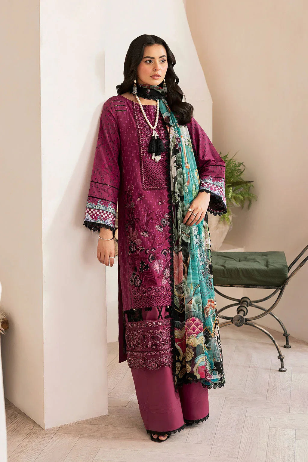Ramsha | Mashaal Luxury Lawn |  L-1402 - Rang-e-Khaas