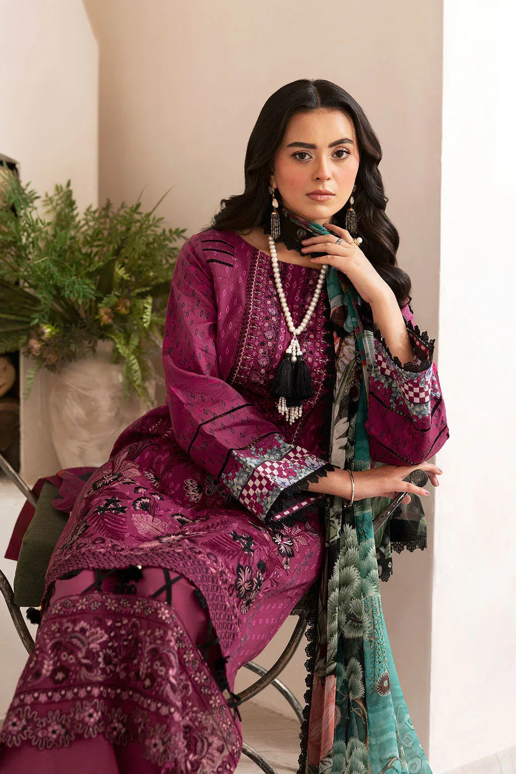 Ramsha | Mashaal Luxury Lawn |  L-1402 - Rang-e-Khaas