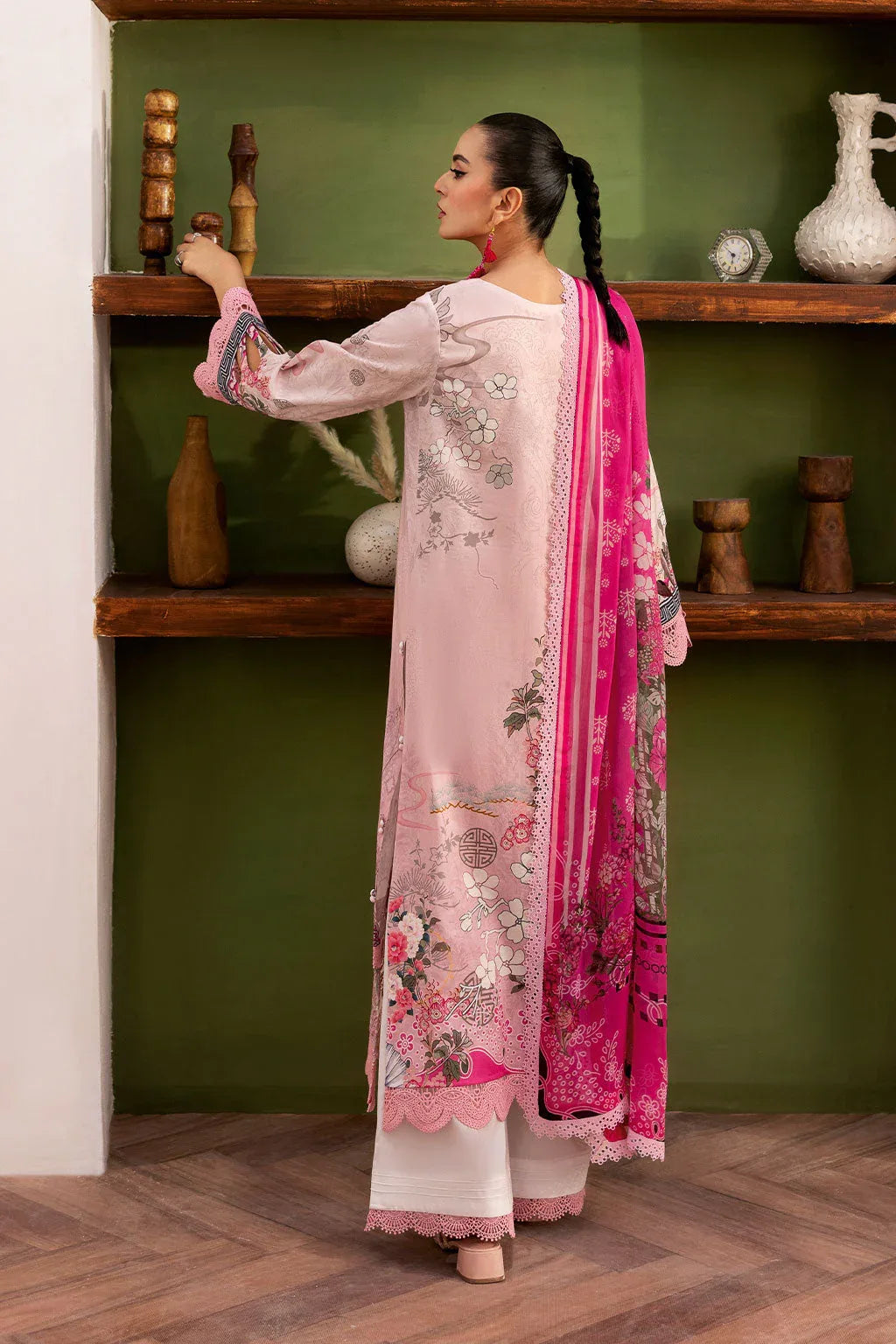 Ramsha | Mashaal Luxury Lawn |  L-1407 - Rang-e-Khaas