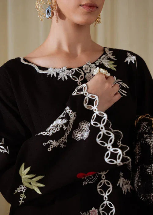 Saira Shakira | Basic Pret 25 | Dark Dust - Rang-e-Khaas