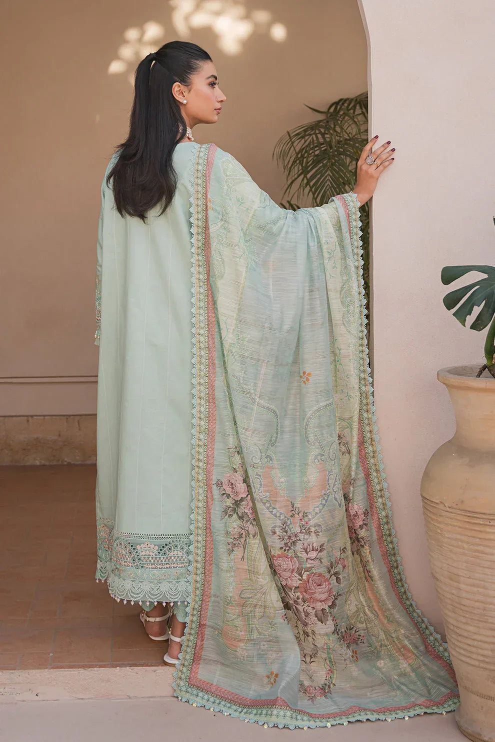Neeshay | Symphony Luxury Lawn 24 | Melody - Rang-e-Khaas