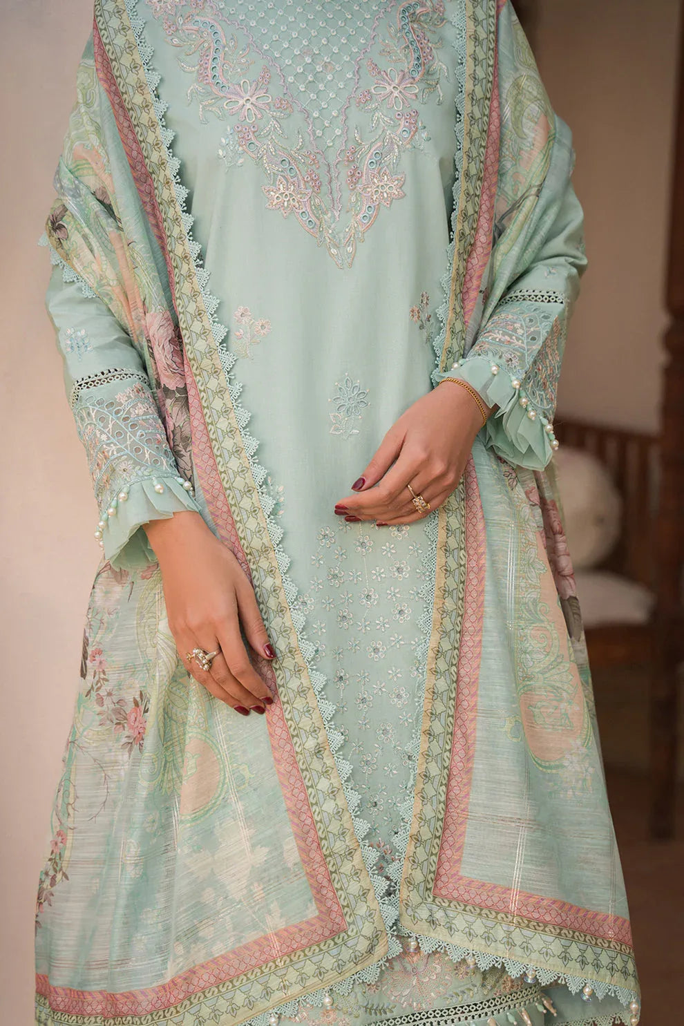 Neeshay | Symphony Luxury Lawn 24 | Melody - Rang-e-Khaas